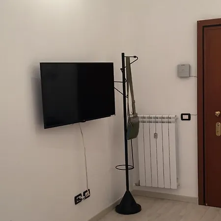 Appartamento Modern With Balcony And Free Parking Close To The Metro *